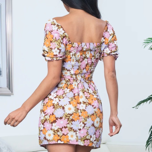 🌸2 Piece Floral Puff Sleeve Set🌸 - Picture 4 of 5